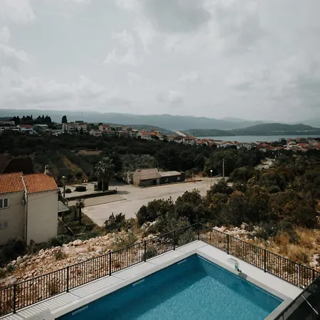View Appartamento *