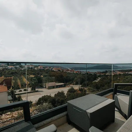 View Appartamento *